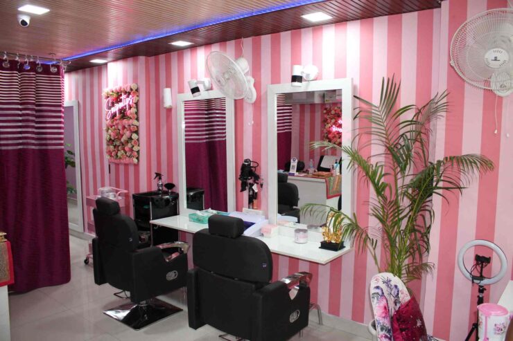 Snipntips Ladies Salon